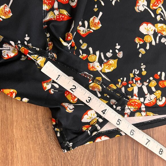 Patagonia Mushroom Men's Capilene Base Layer Shorts Sz XXL- Rare - Picture 5 of 11